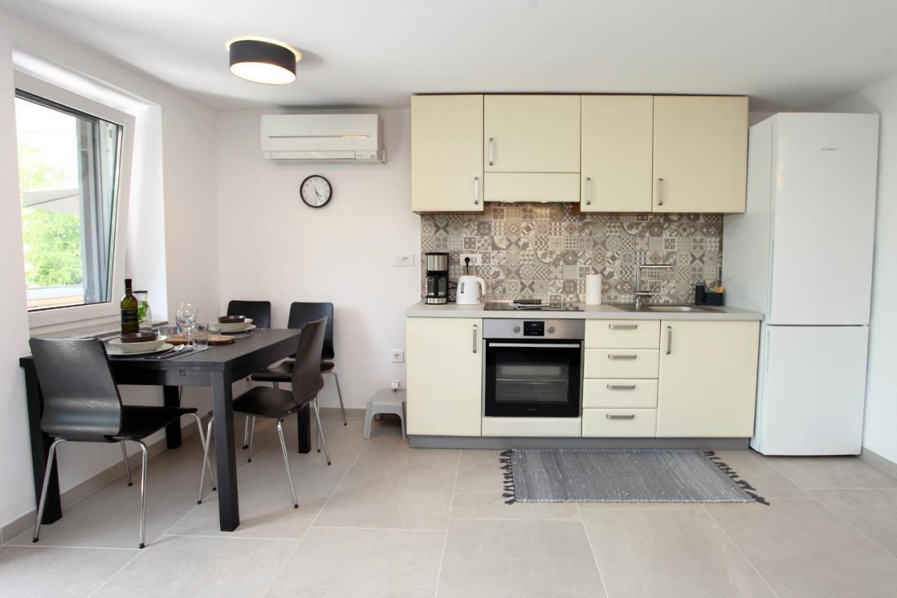 Modern Apartment Parenzana Izma Portoroz Bagian luar foto
